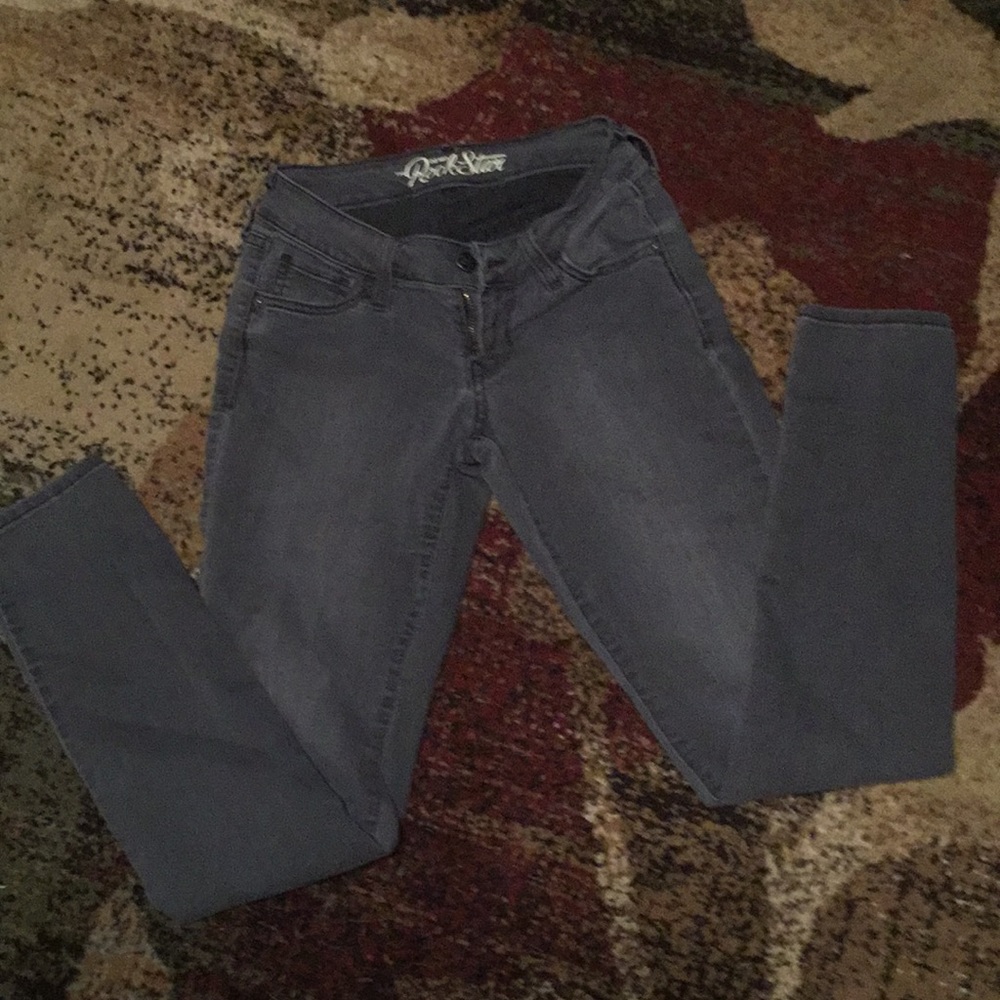 Black old navy rock star size 2 jeans. Bag#50